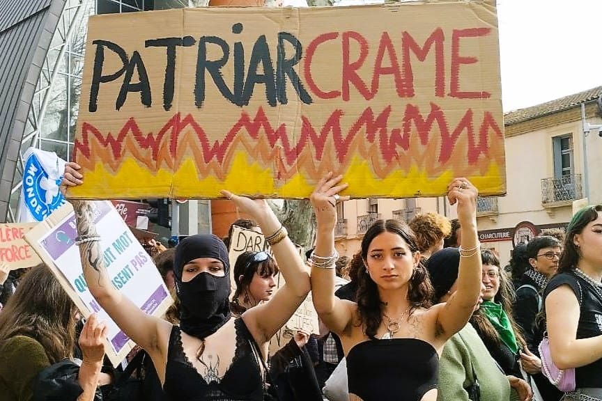 découvrez comment un partenariat féministe exigeant peut transformer les relations, promouvoir l'égalité et renforcer la solidarité entre femmes. analyse, enjeux et bonnes pratiques pour des alliances puissantes.