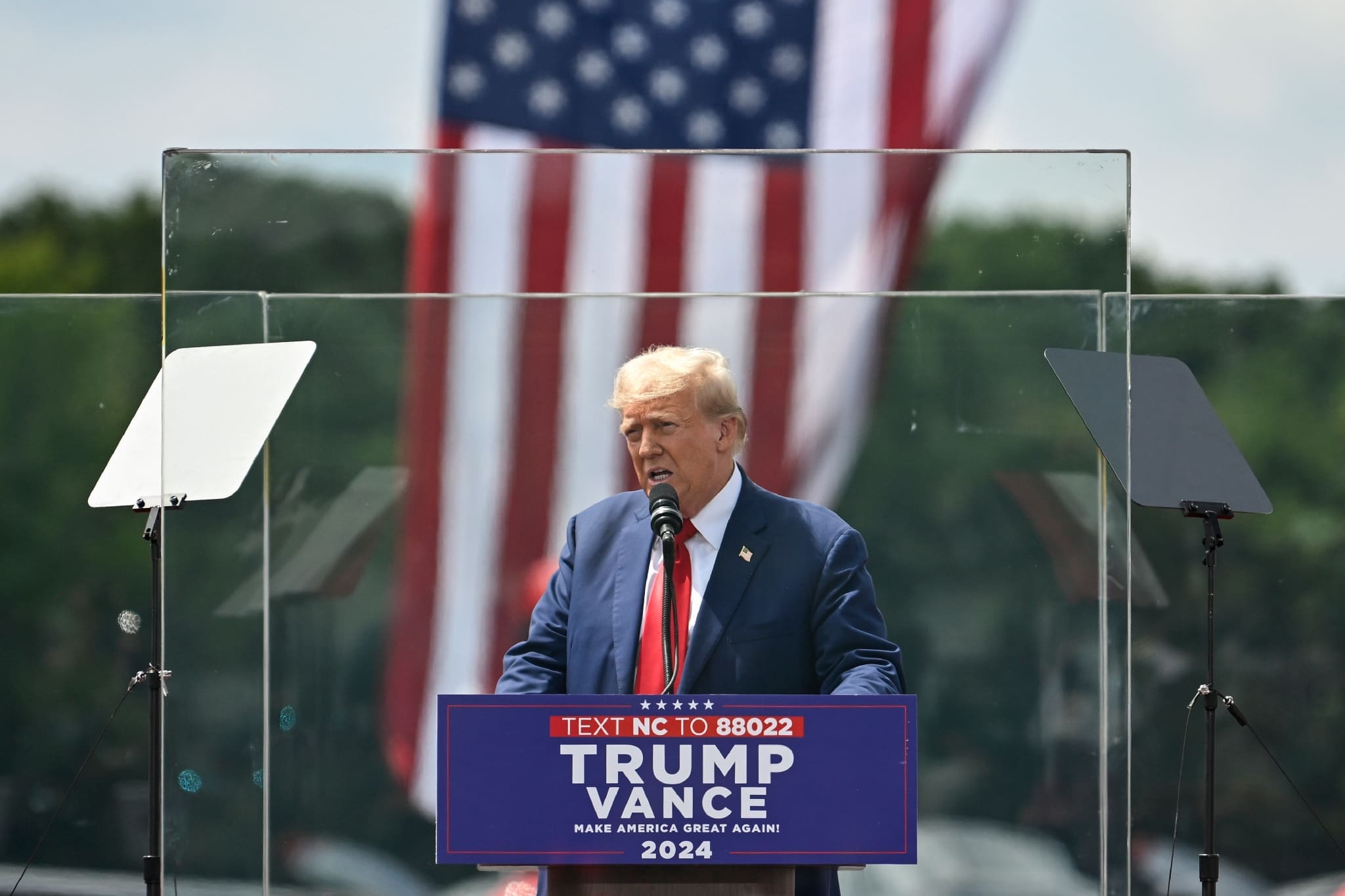 découvrez le guide complet sur le réveil projet 2025 et explorez la stratégie de donald trump pour l'année 2025. conseils, analyses et perspectives essentielles pour comprendre les enjeux politiques à venir.