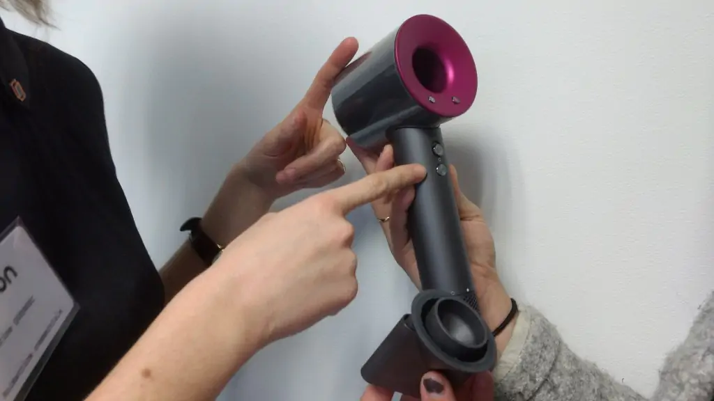 découvrez le secret du succès de dyson : innovations technologiques, design avant-gardiste et stratégies marketing qui ont révolutionné l’électroménager. plongez dans l’histoire de cette marque emblématique.