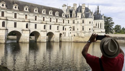 découvrez les mystères et trésors cachés des châteaux des deux-sèvres : histoires fascinantes, anecdotes insolites et patrimoine d’exception à explorer.