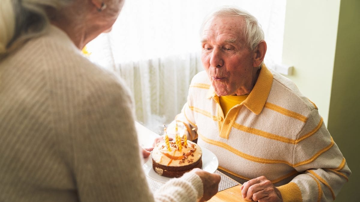 découvrez les secrets des supercentenaires : modes de vie, alimentation, et conseils pour vivre en bonne santé au-delà de 100 ans. inspirez-vous de leurs habitudes pour augmenter votre espérance de vie !