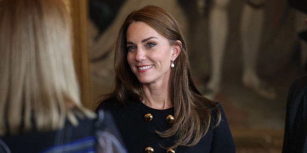 découvrez les astuces beauté abordables de kate middleton pour un look élégant et naturel au quotidien.