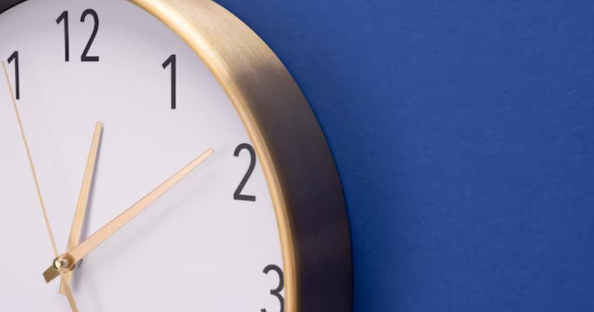 découvrez la signification de l'heure miroir 21h21 : interprétations, messages des anges et influence sur votre vie amoureuse et spirituelle.