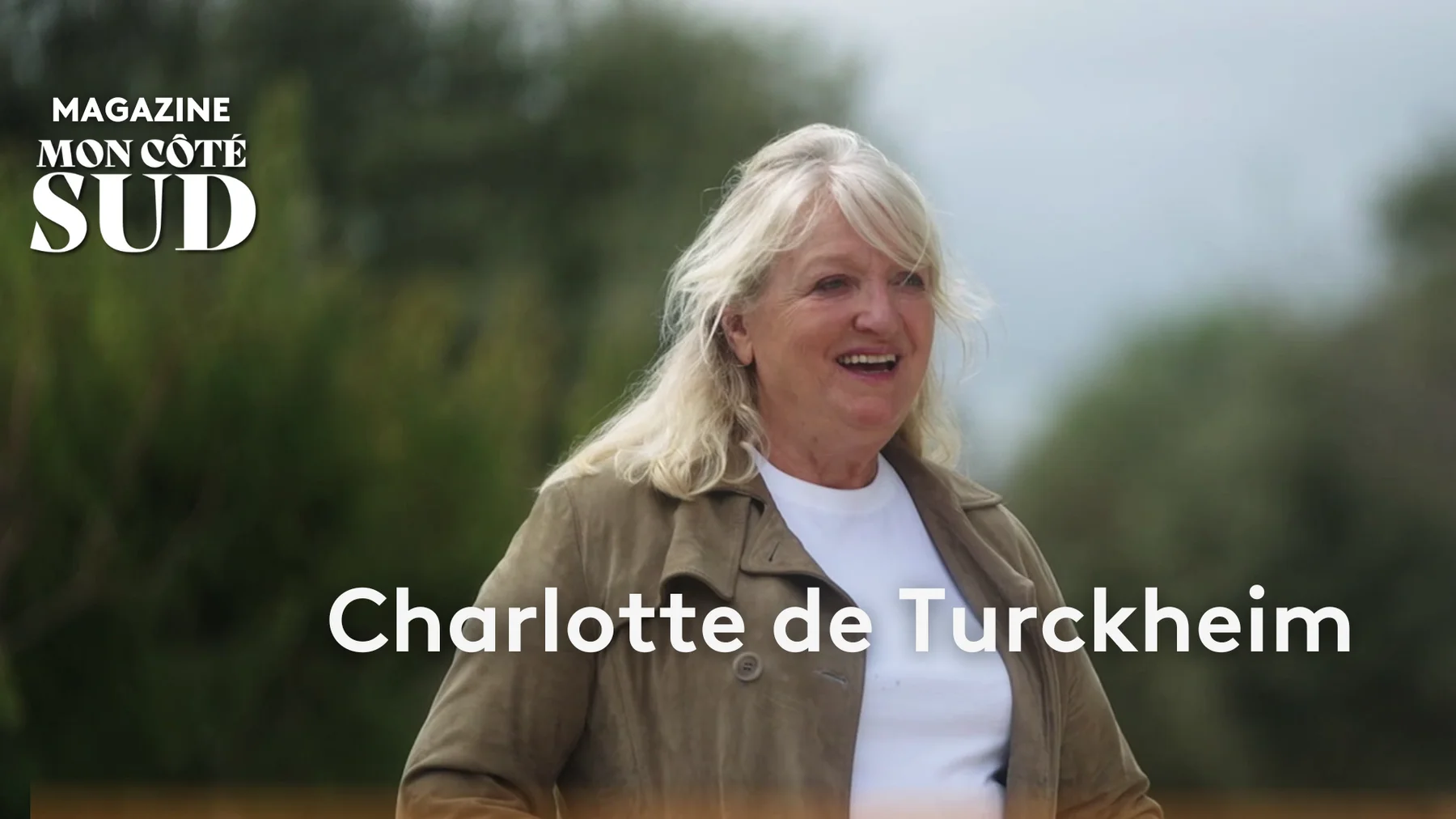 découvrez les confidences exclusives de charlotte sur son déménagement secret et les raisons mystérieuses qui l'entourent.