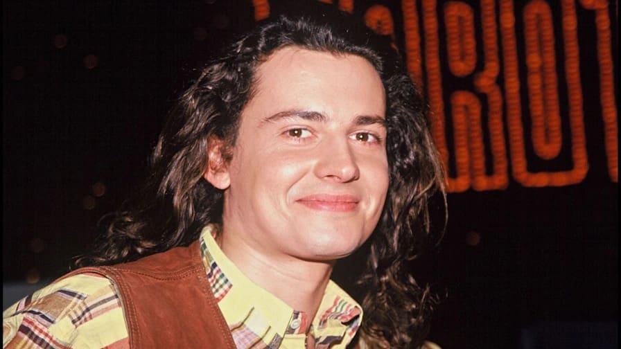 découvrez pourquoi michèle bernier a décidé de ne plus célébrer l'anniversaire de bruno gaccio, une décision pleine d'émotions et d'histoires.