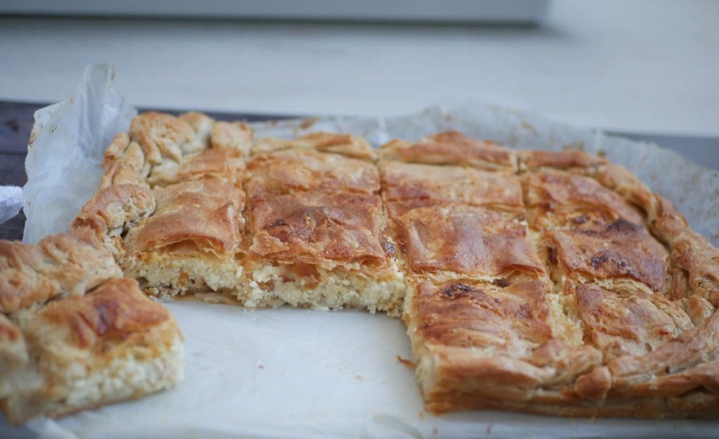 découvrez les secrets pour réussir votre pâte filo maison facilement et obtenir une texture fine et croustillante à chaque fois.