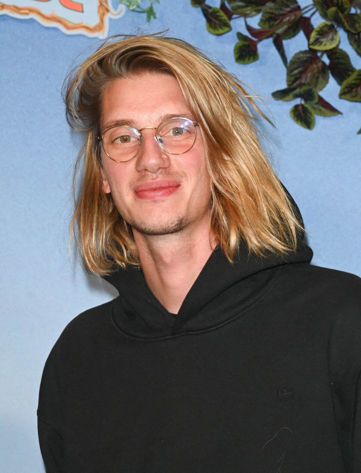 découvrez comment paul mirabel a été victime d'une escroquerie liée à la crypto-monnaie et les leçons à tirer pour éviter ce type d'arnaque.