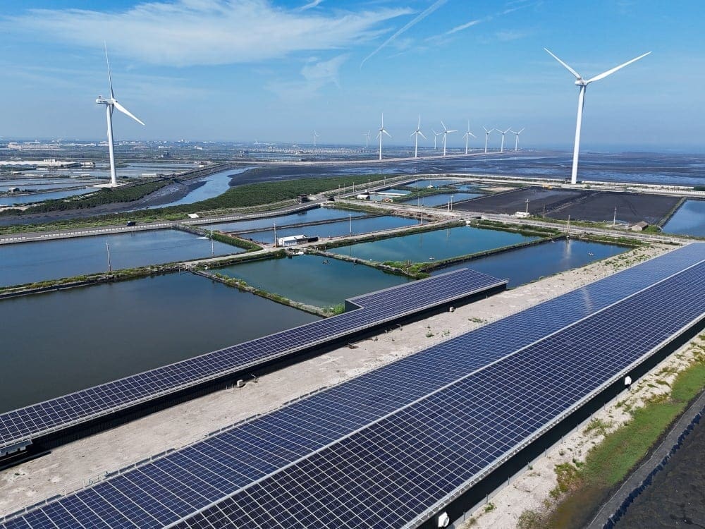 découvrez le projet ambitieux visant à tripler la capacité des énergies renouvelables en france pour un avenir plus durable et écologique.