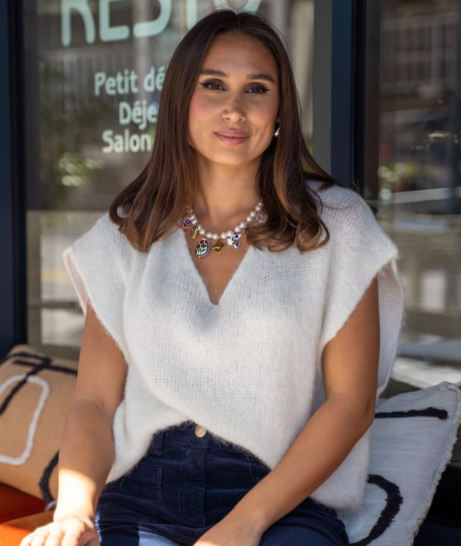 découvrez notre collection exclusive de pulls vintage pour l'hiver 2026, alliant élégance rétro et confort chaleureux pour affronter la saison avec style.