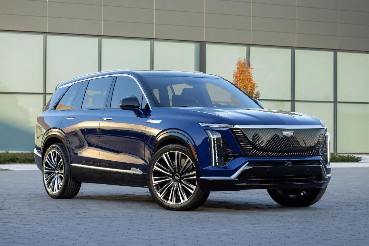 découvrez les secrets cachés de cadillac : histoire, innovations et mystères de cette marque iconique.