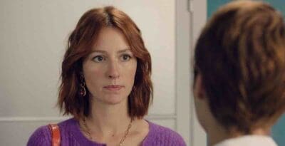 découvrez le secret d'apolline dans plus belle la vie et plongez au cœur des intrigues captivantes de la série emblématique.