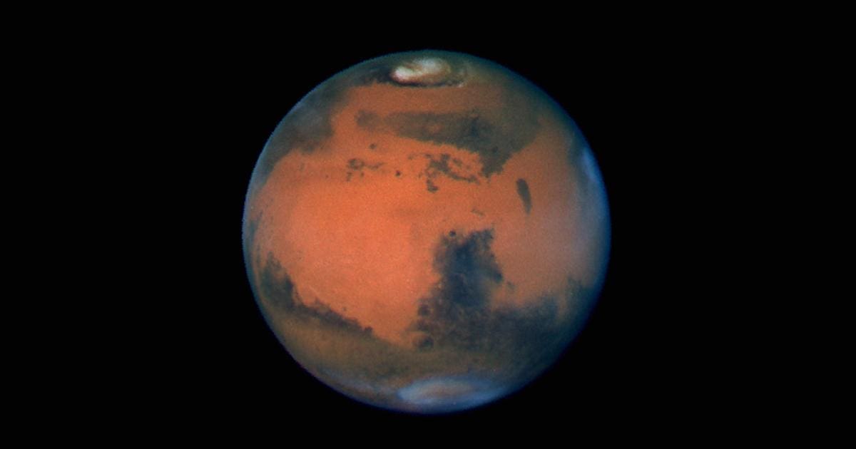 découvrez comment les stries sombres de mars ont été déchiffrées, révélant les secrets cachés de la surface martienne et les phénomènes géologiques fascinants de la planète rouge.