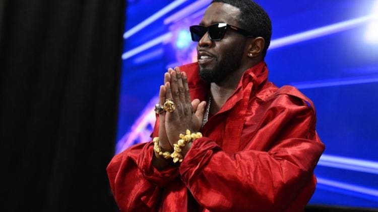 affaire p. diddy : les avocats demandent la libération immédiate du célèbre artiste et dénoncent le comportement du juge en charge du dossier.