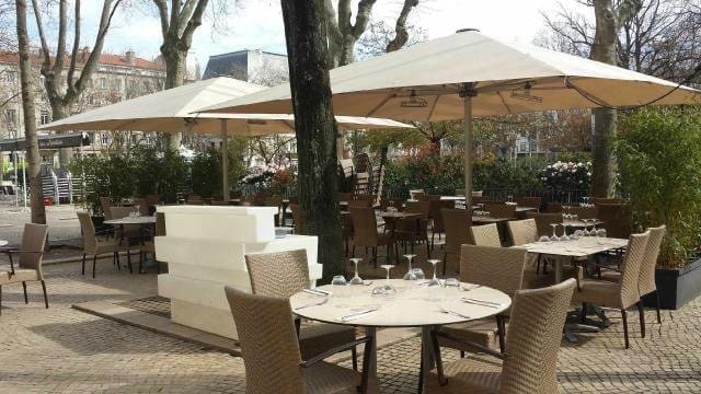 découvrez les avis clients sur la boutique etienne paris, spécialiste de la mode élégante et des accessoires tendance. qualité, service et satisfaction au rendez-vous.