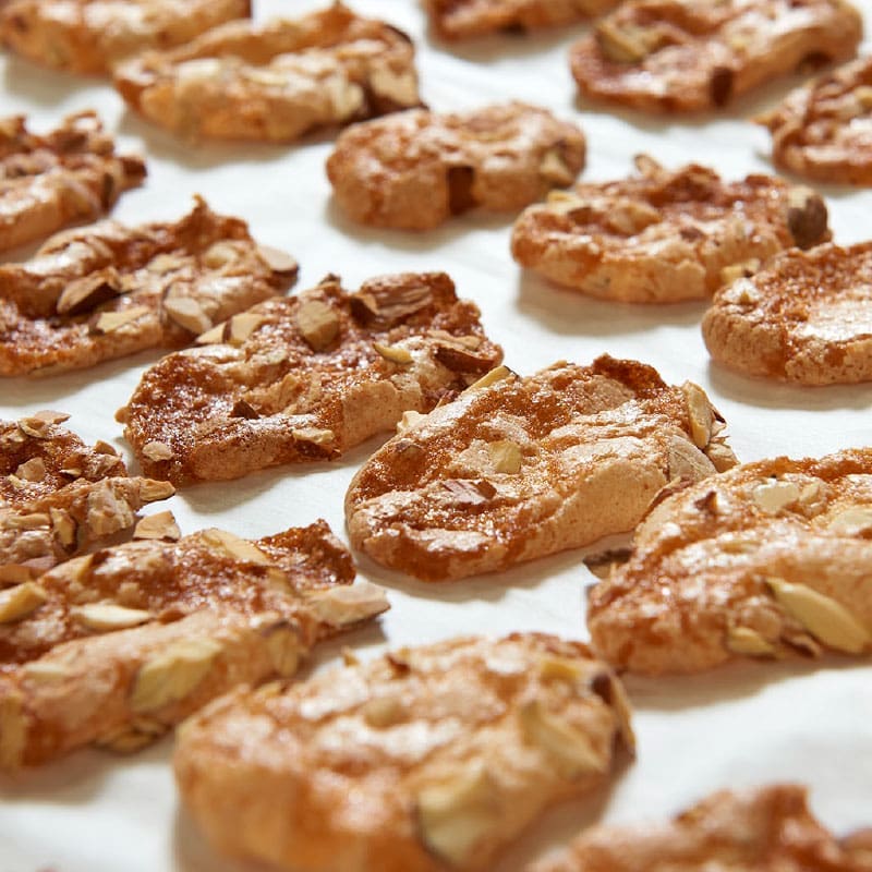 découvrez les croquants de cordes, un délice traditionnel du tarn alliant croquant et saveurs authentiques. parfait pour accompagner vos moments gourmands.