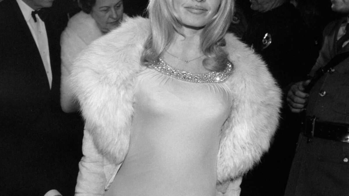 annulation de la soirée hommage dédiée à brigitte bardot suite à son décès. toutes les informations à jour sur cet événement annulé.