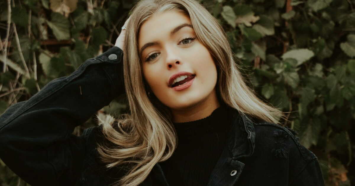 découvrez votre horoscope du 20 décembre 2025 et les influences de la nouvelle lune en sagittaire pour préparer une journée pleine de découvertes et de renouveau.