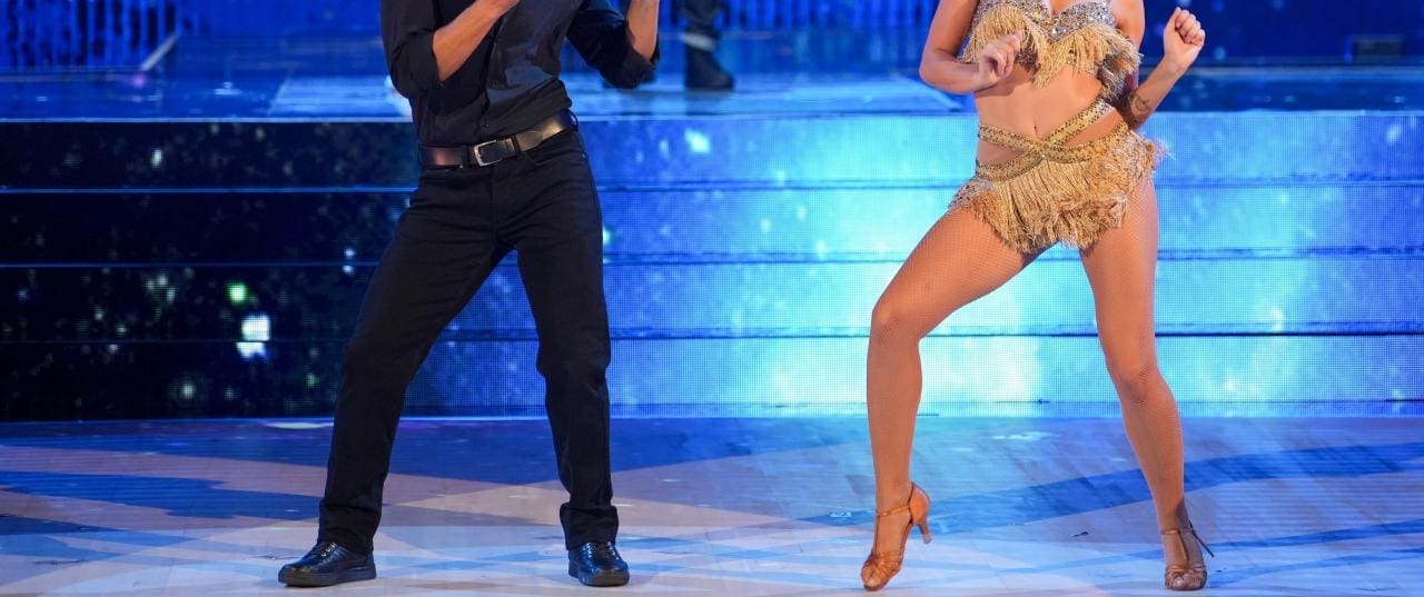 découvrez les raisons de l'exclusion d'inès vandamme de danse avec les stars et les réactions autour de cette décision surprenante.