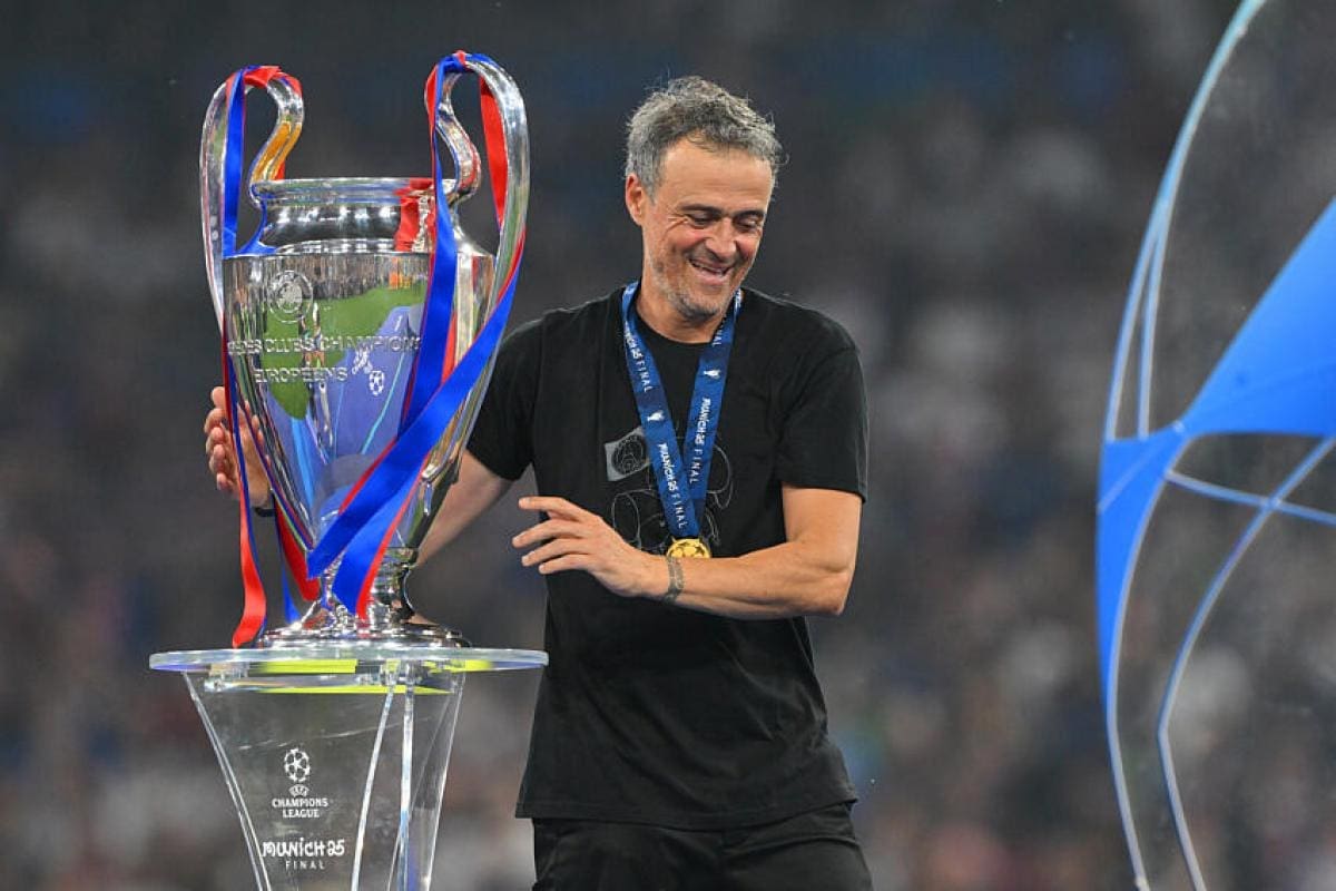 découvrez la stratégie secrète de luis enrique pour le succès du psg et son sextuplé historique. analyse exclusive et conseils du coach.
