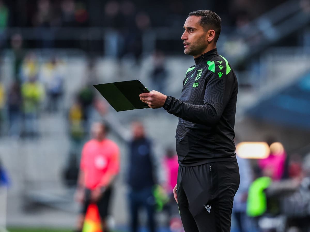 découvrez le talent caché du fc nantes qui rivalise avec les stars de la coupe d'afrique des nations (can) et se fait un nom sur la scène internationale.
