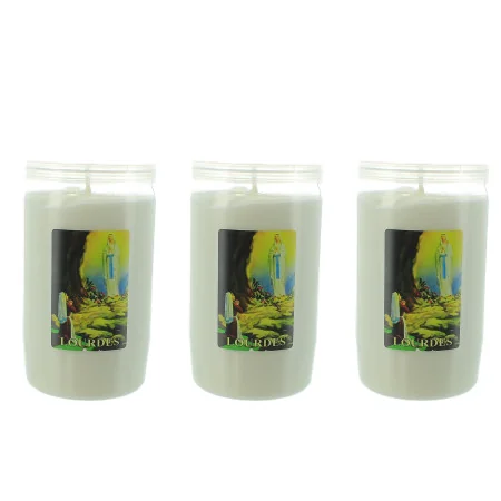 découvrez l'art secret des bougies votives à lourdes, un rituel plein de foi et de symbolisme qui illumine les chemins de la dévotion.