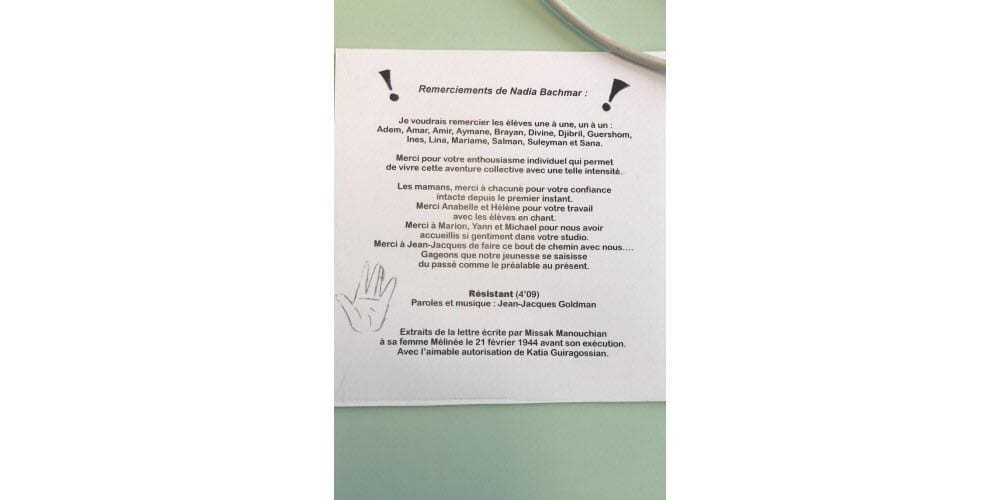 découvrez les raisons du retour en france de jean-jacques goldman à travers ses explications personnelles et ses projets à venir.