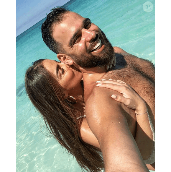 découvrez pourquoi kamila et noré, candidats de secret story, sont vivement critiqués pour leur récent voyage en tanzanie. analyse des réactions et controverses.