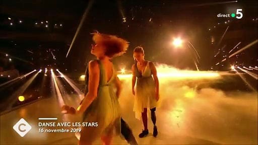 découvrez l'histoire de lucie bernardoni, heureuse partenaire dans danse avec les stars, et plongez dans son univers passionné de danse et de réussite.