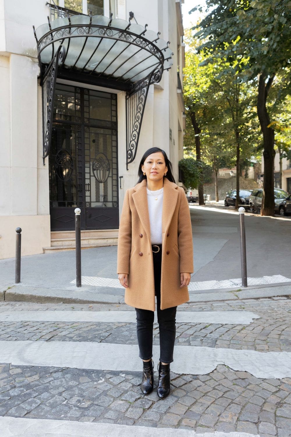 découvrez notre collection de manteaux élégants spécialement conçus pour les petites tailles, alliant style et confort pour sublimer votre silhouette.