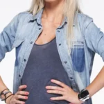 découvrez la robe de mariée unique de marie garet, une création exceptionnelle qui allie élégance et originalité pour un jour inoubliable.