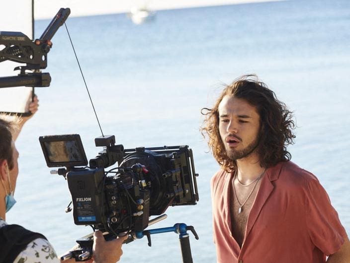 découvrez le secret d'amour durable que mika partage pour entretenir une relation passionnée et épanouissante au fil du temps.