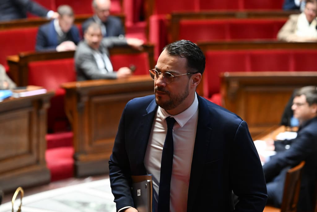 découvrez les détails de l'affaire impliquant sébastien delogu, accusé de recel et de violation, et suivez les développements judiciaires récents.