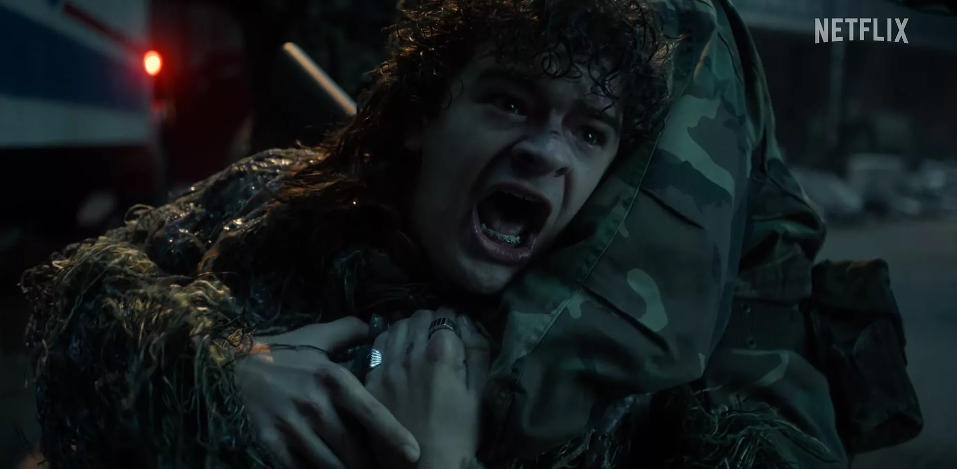 découvrez le mystère derrière l'épisode secret de stranger things et plongez dans l'intrigue captivante de conformity gate, entre suspense et révélations surprenantes.