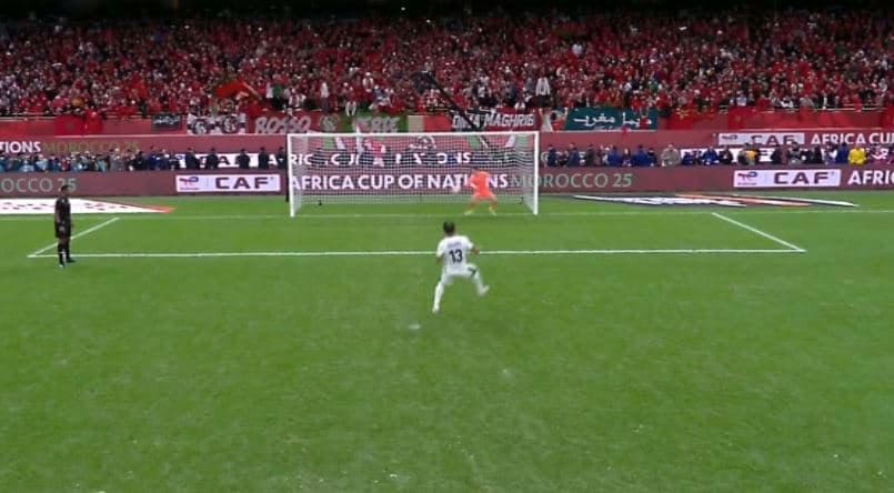 découvrez la méthode gagnante de yassine bounou pour réussir les tirs au but lors de la can 2025 et maximisez vos chances de victoire.