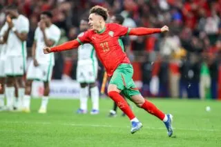 découvrez la méthode gagnante de yassine bounou pour les tirs au but à la can 2025 et améliorez vos performances lors des séances fatidiques.