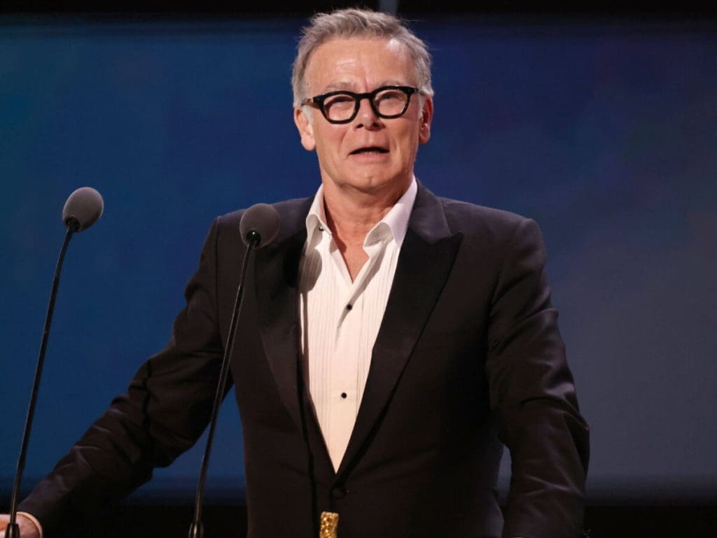 découvrez le stratagème ingénieux de franck dubosc aux césar, entre humour et talent, qui a marqué la cérémonie.