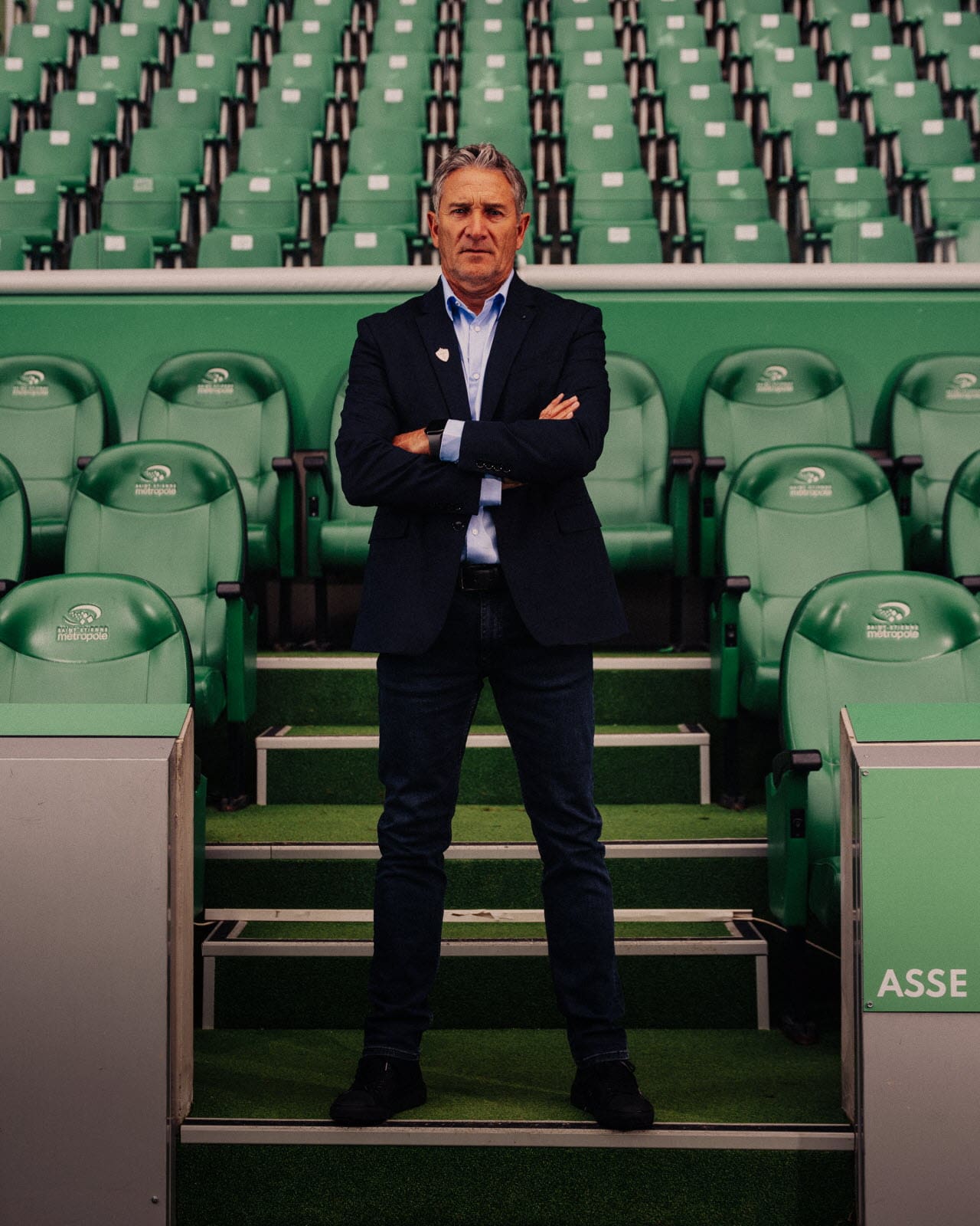 découvrez comment montanier devient l'atout clé pour la renaissance de l'asse, apportant expertise et passion pour redynamiser le club historique.