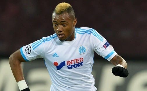 om : un accord confidentiel signé pour renforcer l'attaque et dynamiser l'offensive de l'équipe.