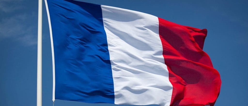 découvrez la signification des couleurs du drapeau français et leur histoire symbolique.