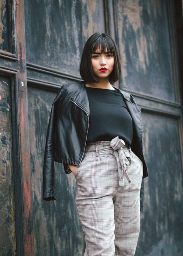 découvrez comment choisir le pantalon idéal pour les petites jambes et sublimer votre silhouette avec style et confort.
