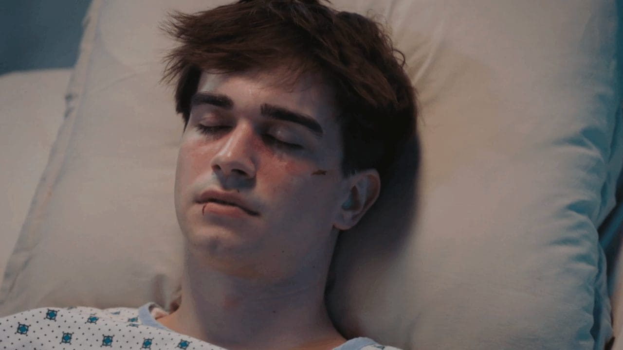 découvrez les tensions croissantes dans 'demain nous appartient' : mussard menace son ex après un drame bouleversant. intrigues et suspense au rendez-vous.