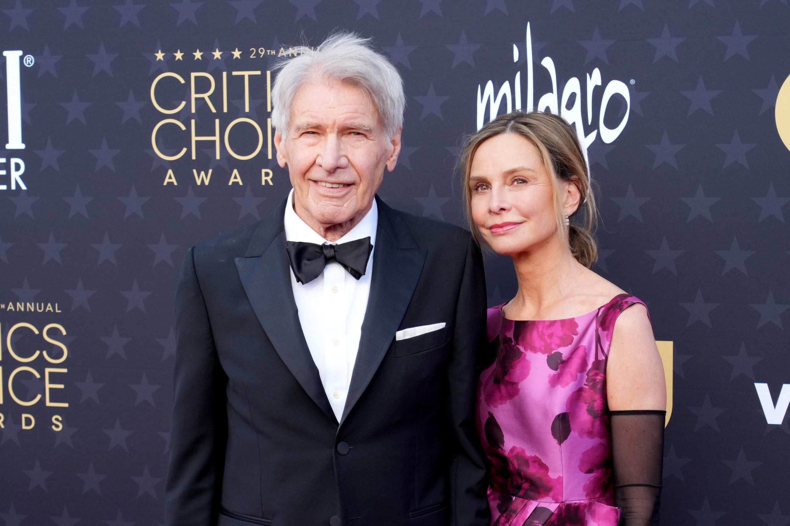 découvrez les conseils exclusifs de harrison ford pour un mariage durable et épanoui, basés sur son expérience personnelle.